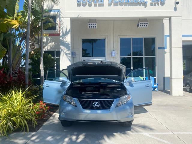 2011 Cerulean Blue Metallic /Light Gray Lexus RX 350 SUV LOW MILES 55,895 1 OWNER (2T2ZK1BAXBC) with an 3.5L DOHC SFI 24-Valve V6 Engine engine, Automatic transmission, located at 4701 North Dixie Hwy, Pompano Beach, FL, 33064, (954) 422-2889, 26.240938, -80.123474 - OUR WEBPAGE FLORIDACARS1.COM HAS OVER 100 PHOTOS AND FREE CARFAX LINK 2011 Lexus RX 350 1 OWNER 4 Door Wagon/Sport Utility 3.5L V6 F DOHC 24V Gasoline 25 MPG Front Wheel Drive Features A/C Seat(s) ABS Brakes Air Conditioning Alloy Wheels AM/FM Stereo Automatic Transmission Auxiliary Audio Input Blue - Photo#16