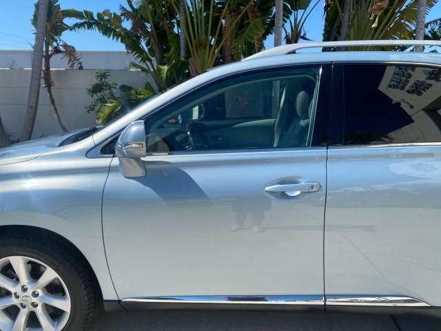 2011 Cerulean Blue Metallic /Light Gray Lexus RX 350 SUV LOW MILES 55,895 1 OWNER (2T2ZK1BAXBC) with an 3.5L DOHC SFI 24-Valve V6 Engine engine, Automatic transmission, located at 4701 North Dixie Hwy, Pompano Beach, FL, 33064, (954) 422-2889, 26.240938, -80.123474 - OUR WEBPAGE FLORIDACARS1.COM HAS OVER 100 PHOTOS AND FREE CARFAX LINK 2011 Lexus RX 350 1 OWNER 4 Door Wagon/Sport Utility 3.5L V6 F DOHC 24V Gasoline 25 MPG Front Wheel Drive Features A/C Seat(s) ABS Brakes Air Conditioning Alloy Wheels AM/FM Stereo Automatic Transmission Auxiliary Audio Input Blue - Photo#37