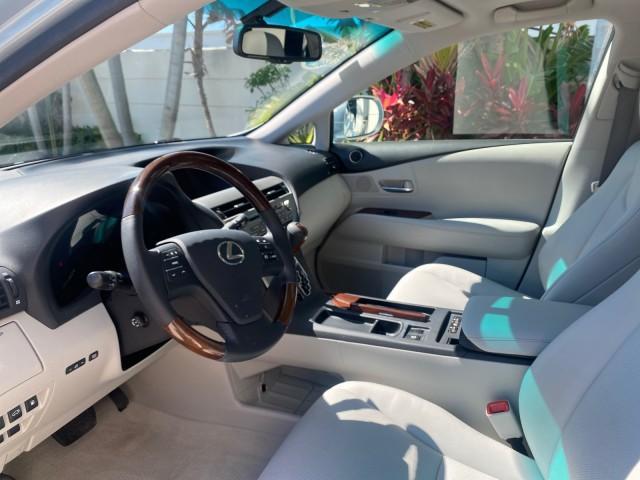 2011 Cerulean Blue Metallic /Light Gray Lexus RX 350 SUV LOW MILES 55,895 1 OWNER (2T2ZK1BAXBC) with an 3.5L DOHC SFI 24-Valve V6 Engine engine, Automatic transmission, located at 4701 North Dixie Hwy, Pompano Beach, FL, 33064, (954) 422-2889, 26.240938, -80.123474 - OUR WEBPAGE FLORIDACARS1.COM HAS OVER 100 PHOTOS AND FREE CARFAX LINK 2011 Lexus RX 350 1 OWNER 4 Door Wagon/Sport Utility 3.5L V6 F DOHC 24V Gasoline 25 MPG Front Wheel Drive Features A/C Seat(s) ABS Brakes Air Conditioning Alloy Wheels AM/FM Stereo Automatic Transmission Auxiliary Audio Input Blue - Photo#46