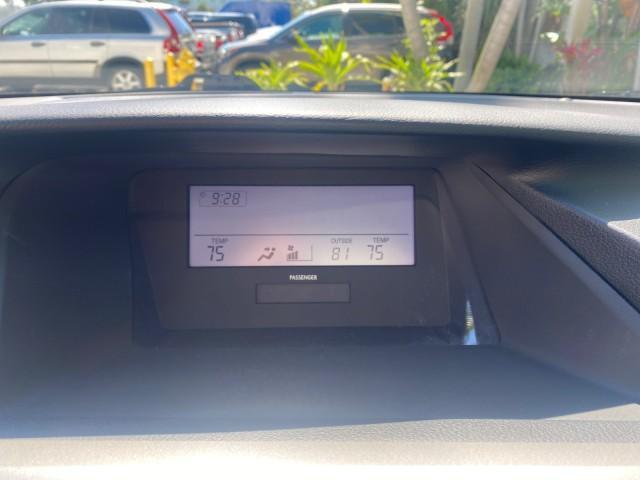 2011 Cerulean Blue Metallic /Light Gray Lexus RX 350 SUV LOW MILES 55,895 1 OWNER (2T2ZK1BAXBC) with an 3.5L DOHC SFI 24-Valve V6 Engine engine, Automatic transmission, located at 4701 North Dixie Hwy, Pompano Beach, FL, 33064, (954) 422-2889, 26.240938, -80.123474 - OUR WEBPAGE FLORIDACARS1.COM HAS OVER 100 PHOTOS AND FREE CARFAX LINK 2011 Lexus RX 350 1 OWNER 4 Door Wagon/Sport Utility 3.5L V6 F DOHC 24V Gasoline 25 MPG Front Wheel Drive Features A/C Seat(s) ABS Brakes Air Conditioning Alloy Wheels AM/FM Stereo Automatic Transmission Auxiliary Audio Input Blue - Photo#58