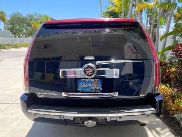 2007 Blue Chip /Cocoa/Very Light Cashmere Cadillac Escalade ESV SUNROOF AWD LOW MILES 47,118 (1GYFK66827R) with an 6.2L Vortec 1000 VVT V8 SFI Engine engine, Automatic transmission, located at 4701 North Dixie Hwy, Pompano Beach, FL, 33064, (954) 422-2889, 26.240938, -80.123474 - OUR WEBPAGE FLORIDACARS1.COM HAS OVER 100 PHOTOS AND FREE CARFAX LINK 2007 Cadillac Escalade ESV 4WD 4 Door Wagon/Sport Utility 6.2L V8 F Gasoline 19 MPG All Wheel Drive Features 20 Inch Plus Wheels 4WD/AWD A/C Seat(s) ABS Brakes Air Conditioning Alloy Wheels AM/FM Stereo Automatic Transmission Blue - Photo#35