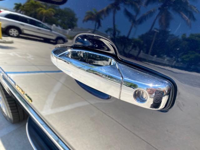 2007 Blue Chip /Cocoa/Very Light Cashmere Cadillac Escalade ESV SUNROOF AWD LOW MILES 47,118 (1GYFK66827R) with an 6.2L Vortec 1000 VVT V8 SFI Engine engine, Automatic transmission, located at 4701 North Dixie Hwy, Pompano Beach, FL, 33064, (954) 422-2889, 26.240938, -80.123474 - OUR WEBPAGE FLORIDACARS1.COM HAS OVER 100 PHOTOS AND FREE CARFAX LINK 2007 Cadillac Escalade ESV 4WD 4 Door Wagon/Sport Utility 6.2L V8 F Gasoline 19 MPG All Wheel Drive Features 20 Inch Plus Wheels 4WD/AWD A/C Seat(s) ABS Brakes Air Conditioning Alloy Wheels AM/FM Stereo Automatic Transmission Blue - Photo#37
