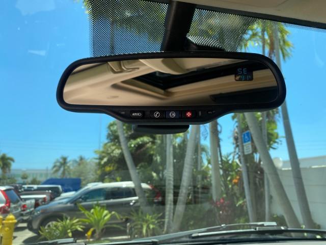 2007 Blue Chip /Cocoa/Very Light Cashmere Cadillac Escalade ESV SUNROOF AWD LOW MILES 47,118 (1GYFK66827R) with an 6.2L Vortec 1000 VVT V8 SFI Engine engine, Automatic transmission, located at 4701 North Dixie Hwy, Pompano Beach, FL, 33064, (954) 422-2889, 26.240938, -80.123474 - OUR WEBPAGE FLORIDACARS1.COM HAS OVER 100 PHOTOS AND FREE CARFAX LINK 2007 Cadillac Escalade ESV 4WD 4 Door Wagon/Sport Utility 6.2L V8 F Gasoline 19 MPG All Wheel Drive Features 20 Inch Plus Wheels 4WD/AWD A/C Seat(s) ABS Brakes Air Conditioning Alloy Wheels AM/FM Stereo Automatic Transmission Blue - Photo#66