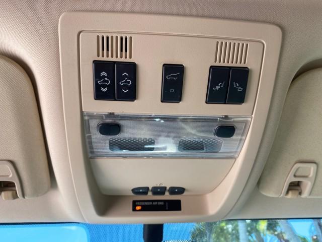 2007 Blue Chip /Cocoa/Very Light Cashmere Cadillac Escalade ESV SUNROOF AWD LOW MILES 47,118 (1GYFK66827R) with an 6.2L Vortec 1000 VVT V8 SFI Engine engine, Automatic transmission, located at 4701 North Dixie Hwy, Pompano Beach, FL, 33064, (954) 422-2889, 26.240938, -80.123474 - OUR WEBPAGE FLORIDACARS1.COM HAS OVER 100 PHOTOS AND FREE CARFAX LINK 2007 Cadillac Escalade ESV 4WD 4 Door Wagon/Sport Utility 6.2L V8 F Gasoline 19 MPG All Wheel Drive Features 20 Inch Plus Wheels 4WD/AWD A/C Seat(s) ABS Brakes Air Conditioning Alloy Wheels AM/FM Stereo Automatic Transmission Blue - Photo#67