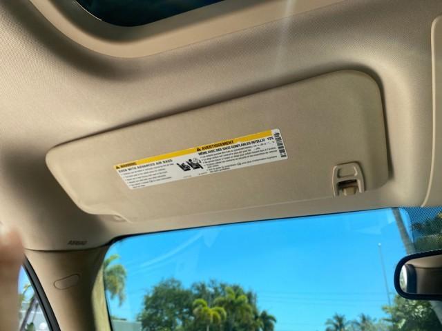 2007 Blue Chip /Cocoa/Very Light Cashmere Cadillac Escalade ESV SUNROOF AWD LOW MILES 47,118 (1GYFK66827R) with an 6.2L Vortec 1000 VVT V8 SFI Engine engine, Automatic transmission, located at 4701 North Dixie Hwy, Pompano Beach, FL, 33064, (954) 422-2889, 26.240938, -80.123474 - OUR WEBPAGE FLORIDACARS1.COM HAS OVER 100 PHOTOS AND FREE CARFAX LINK 2007 Cadillac Escalade ESV 4WD 4 Door Wagon/Sport Utility 6.2L V8 F Gasoline 19 MPG All Wheel Drive Features 20 Inch Plus Wheels 4WD/AWD A/C Seat(s) ABS Brakes Air Conditioning Alloy Wheels AM/FM Stereo Automatic Transmission Blue - Photo#68