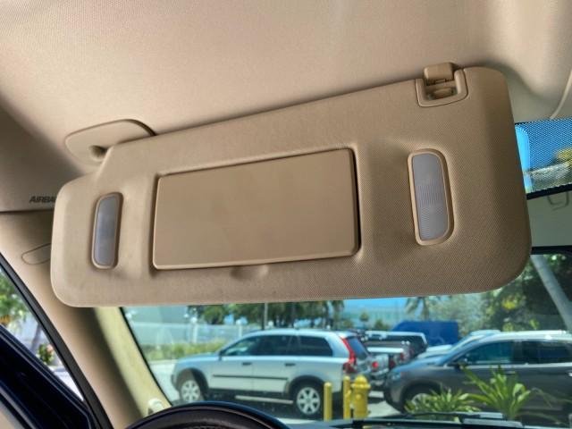 2007 Blue Chip /Cocoa/Very Light Cashmere Cadillac Escalade ESV SUNROOF AWD LOW MILES 47,118 (1GYFK66827R) with an 6.2L Vortec 1000 VVT V8 SFI Engine engine, Automatic transmission, located at 4701 North Dixie Hwy, Pompano Beach, FL, 33064, (954) 422-2889, 26.240938, -80.123474 - OUR WEBPAGE FLORIDACARS1.COM HAS OVER 100 PHOTOS AND FREE CARFAX LINK 2007 Cadillac Escalade ESV 4WD 4 Door Wagon/Sport Utility 6.2L V8 F Gasoline 19 MPG All Wheel Drive Features 20 Inch Plus Wheels 4WD/AWD A/C Seat(s) ABS Brakes Air Conditioning Alloy Wheels AM/FM Stereo Automatic Transmission Blue - Photo#69
