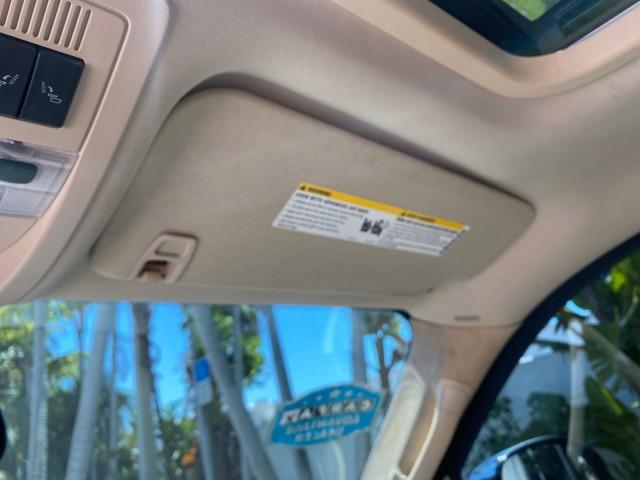 2007 Blue Chip /Cocoa/Very Light Cashmere Cadillac Escalade ESV SUNROOF AWD LOW MILES 47,118 (1GYFK66827R) with an 6.2L Vortec 1000 VVT V8 SFI Engine engine, Automatic transmission, located at 4701 North Dixie Hwy, Pompano Beach, FL, 33064, (954) 422-2889, 26.240938, -80.123474 - OUR WEBPAGE FLORIDACARS1.COM HAS OVER 100 PHOTOS AND FREE CARFAX LINK 2007 Cadillac Escalade ESV 4WD 4 Door Wagon/Sport Utility 6.2L V8 F Gasoline 19 MPG All Wheel Drive Features 20 Inch Plus Wheels 4WD/AWD A/C Seat(s) ABS Brakes Air Conditioning Alloy Wheels AM/FM Stereo Automatic Transmission Blue - Photo#70