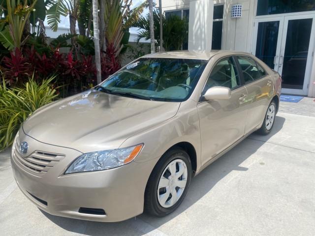 2009 Desert Sand Metallic /Bisque Toyota Camry LE LOW MILES 18,727 1 OWNER (4T1BE46K59U) with an 2.4L DOHC VVT-i 16-Valve 4-Cyl Engine engine, Automatic transmission, located at 4701 North Dixie Hwy, Pompano Beach, FL, 33064, (954) 422-2889, 26.240938, -80.123474 - OUR WEBPAGE FLORIDACARS1.COM HAS OVER 100 PHOTOS AND FREE CARFAX LINK 2009 Toyota Camry LE 1 OWNER Sedan 4 DR 2.4L I4 F DOHC 16V Gasoline 31 MPG Front Wheel Drive Features ABS Brakes Air Conditioning AM/FM Stereo Automatic Transmission Auxiliary Audio Input CD Audio Cruise Control Leather Seats Over - Photo#29