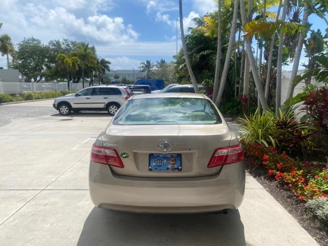 2009 Desert Sand Metallic /Bisque Toyota Camry LE LOW MILES 18,727 1 OWNER (4T1BE46K59U) with an 2.4L DOHC VVT-i 16-Valve 4-Cyl Engine engine, Automatic transmission, located at 4701 North Dixie Hwy, Pompano Beach, FL, 33064, (954) 422-2889, 26.240938, -80.123474 - OUR WEBPAGE FLORIDACARS1.COM HAS OVER 100 PHOTOS AND FREE CARFAX LINK 2009 Toyota Camry LE 1 OWNER Sedan 4 DR 2.4L I4 F DOHC 16V Gasoline 31 MPG Front Wheel Drive Features ABS Brakes Air Conditioning AM/FM Stereo Automatic Transmission Auxiliary Audio Input CD Audio Cruise Control Leather Seats Over - Photo#35