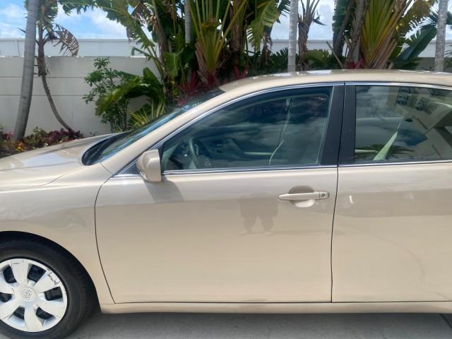 2009 Desert Sand Metallic /Bisque Toyota Camry LE LOW MILES 18,727 1 OWNER (4T1BE46K59U) with an 2.4L DOHC VVT-i 16-Valve 4-Cyl Engine engine, Automatic transmission, located at 4701 North Dixie Hwy, Pompano Beach, FL, 33064, (954) 422-2889, 26.240938, -80.123474 - OUR WEBPAGE FLORIDACARS1.COM HAS OVER 100 PHOTOS AND FREE CARFAX LINK 2009 Toyota Camry LE 1 OWNER Sedan 4 DR 2.4L I4 F DOHC 16V Gasoline 31 MPG Front Wheel Drive Features ABS Brakes Air Conditioning AM/FM Stereo Automatic Transmission Auxiliary Audio Input CD Audio Cruise Control Leather Seats Over - Photo#38