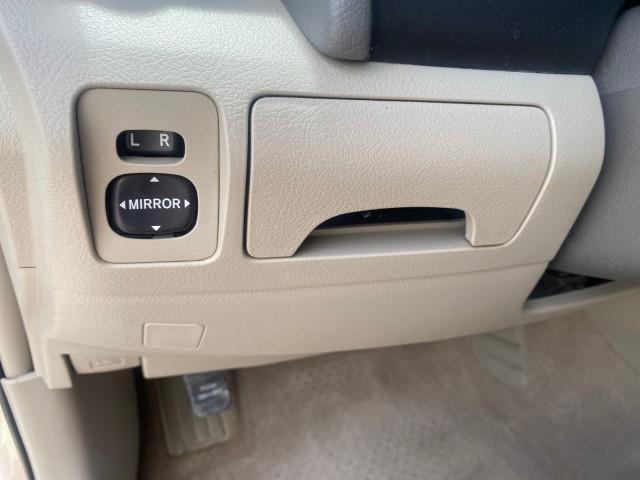 2009 Desert Sand Metallic /Bisque Toyota Camry LE LOW MILES 18,727 1 OWNER (4T1BE46K59U) with an 2.4L DOHC VVT-i 16-Valve 4-Cyl Engine engine, Automatic transmission, located at 4701 North Dixie Hwy, Pompano Beach, FL, 33064, (954) 422-2889, 26.240938, -80.123474 - OUR WEBPAGE FLORIDACARS1.COM HAS OVER 100 PHOTOS AND FREE CARFAX LINK 2009 Toyota Camry LE 1 OWNER Sedan 4 DR 2.4L I4 F DOHC 16V Gasoline 31 MPG Front Wheel Drive Features ABS Brakes Air Conditioning AM/FM Stereo Automatic Transmission Auxiliary Audio Input CD Audio Cruise Control Leather Seats Over - Photo#53