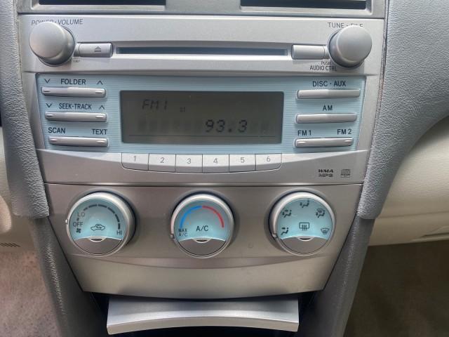 2009 Desert Sand Metallic /Bisque Toyota Camry LE LOW MILES 18,727 1 OWNER (4T1BE46K59U) with an 2.4L DOHC VVT-i 16-Valve 4-Cyl Engine engine, Automatic transmission, located at 4701 North Dixie Hwy, Pompano Beach, FL, 33064, (954) 422-2889, 26.240938, -80.123474 - OUR WEBPAGE FLORIDACARS1.COM HAS OVER 100 PHOTOS AND FREE CARFAX LINK 2009 Toyota Camry LE 1 OWNER Sedan 4 DR 2.4L I4 F DOHC 16V Gasoline 31 MPG Front Wheel Drive Features ABS Brakes Air Conditioning AM/FM Stereo Automatic Transmission Auxiliary Audio Input CD Audio Cruise Control Leather Seats Over - Photo#59