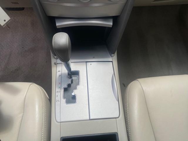 2009 Desert Sand Metallic /Bisque Toyota Camry LE LOW MILES 18,727 1 OWNER (4T1BE46K59U) with an 2.4L DOHC VVT-i 16-Valve 4-Cyl Engine engine, Automatic transmission, located at 4701 North Dixie Hwy, Pompano Beach, FL, 33064, (954) 422-2889, 26.240938, -80.123474 - OUR WEBPAGE FLORIDACARS1.COM HAS OVER 100 PHOTOS AND FREE CARFAX LINK 2009 Toyota Camry LE 1 OWNER Sedan 4 DR 2.4L I4 F DOHC 16V Gasoline 31 MPG Front Wheel Drive Features ABS Brakes Air Conditioning AM/FM Stereo Automatic Transmission Auxiliary Audio Input CD Audio Cruise Control Leather Seats Over - Photo#61