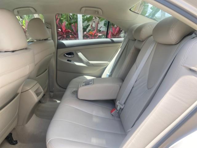 2009 Desert Sand Metallic /Bisque Toyota Camry LE LOW MILES 18,727 1 OWNER (4T1BE46K59U) with an 2.4L DOHC VVT-i 16-Valve 4-Cyl Engine engine, Automatic transmission, located at 4701 North Dixie Hwy, Pompano Beach, FL, 33064, (954) 422-2889, 26.240938, -80.123474 - OUR WEBPAGE FLORIDACARS1.COM HAS OVER 100 PHOTOS AND FREE CARFAX LINK 2009 Toyota Camry LE 1 OWNER Sedan 4 DR 2.4L I4 F DOHC 16V Gasoline 31 MPG Front Wheel Drive Features ABS Brakes Air Conditioning AM/FM Stereo Automatic Transmission Auxiliary Audio Input CD Audio Cruise Control Leather Seats Over - Photo#75