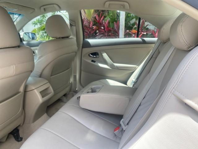 2009 Desert Sand Metallic /Bisque Toyota Camry LE LOW MILES 18,727 1 OWNER (4T1BE46K59U) with an 2.4L DOHC VVT-i 16-Valve 4-Cyl Engine engine, Automatic transmission, located at 4701 North Dixie Hwy, Pompano Beach, FL, 33064, (954) 422-2889, 26.240938, -80.123474 - OUR WEBPAGE FLORIDACARS1.COM HAS OVER 100 PHOTOS AND FREE CARFAX LINK 2009 Toyota Camry LE 1 OWNER Sedan 4 DR 2.4L I4 F DOHC 16V Gasoline 31 MPG Front Wheel Drive Features ABS Brakes Air Conditioning AM/FM Stereo Automatic Transmission Auxiliary Audio Input CD Audio Cruise Control Leather Seats Over - Photo#77