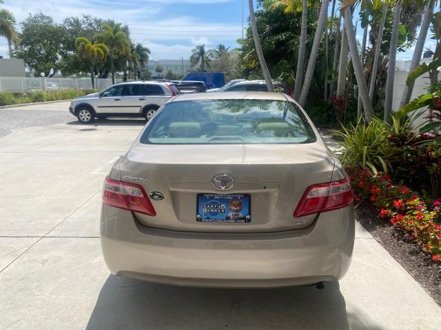 2009 Desert Sand Metallic /Bisque Toyota Camry LE LOW MILES 18,727 1 OWNER (4T1BE46K59U) with an 2.4L DOHC VVT-i 16-Valve 4-Cyl Engine engine, Automatic transmission, located at 4701 North Dixie Hwy, Pompano Beach, FL, 33064, (954) 422-2889, 26.240938, -80.123474 - OUR WEBPAGE FLORIDACARS1.COM HAS OVER 100 PHOTOS AND FREE CARFAX LINK 2009 Toyota Camry LE 1 OWNER Sedan 4 DR 2.4L I4 F DOHC 16V Gasoline 31 MPG Front Wheel Drive Features ABS Brakes Air Conditioning AM/FM Stereo Automatic Transmission Auxiliary Audio Input CD Audio Cruise Control Leather Seats Over - Photo#85