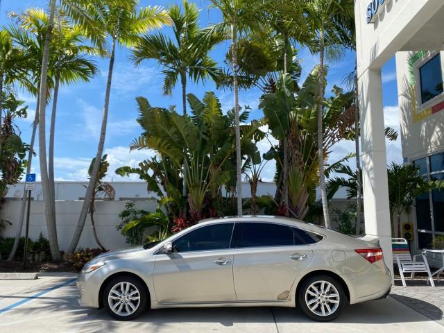 2013 Champagne Mica /Light Gray Toyota Avalon XLE Premium LOW MILES 56,196 (4T1BK1EB6DU) with an 3.5L DOHC EFI 24-Valve V6 Engine engine, Automatic transmission, located at 4701 North Dixie Hwy, Pompano Beach, FL, 33064, (954) 422-2889, 26.240938, -80.123474 - OUR WEBPAGE FLORIDACARS1.COM HAS OVER 100 PHOTOS AND FREE CARFAX LINK 2013 Toyota Avalon XLE Sedan 4 DR 3.5L V6 F DOHC 24V Gasoline 31 MPG Front Wheel Drive Features ABS Brakes Air Conditioning Alloy Wheels AM/FM Stereo Automatic Transmission Auxiliary Audio Input Bluetooth Technology CD Audio Cruis - Photo#4