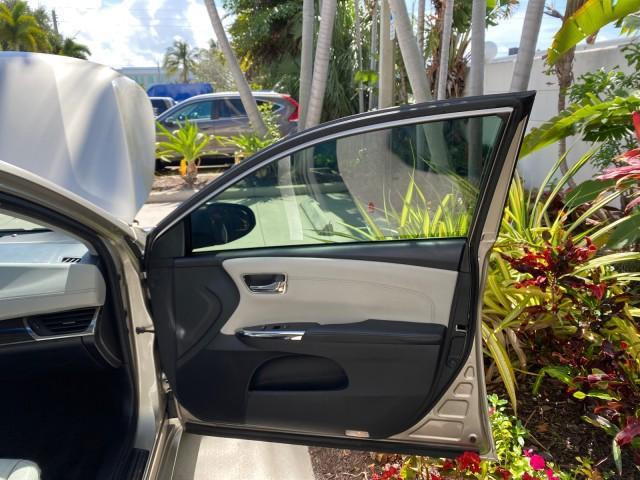2013 Champagne Mica /Light Gray Toyota Avalon XLE Premium LOW MILES 56,196 (4T1BK1EB6DU) with an 3.5L DOHC EFI 24-Valve V6 Engine engine, Automatic transmission, located at 4701 North Dixie Hwy, Pompano Beach, FL, 33064, (954) 422-2889, 26.240938, -80.123474 - OUR WEBPAGE FLORIDACARS1.COM HAS OVER 100 PHOTOS AND FREE CARFAX LINK 2013 Toyota Avalon XLE Sedan 4 DR 3.5L V6 F DOHC 24V Gasoline 31 MPG Front Wheel Drive Features ABS Brakes Air Conditioning Alloy Wheels AM/FM Stereo Automatic Transmission Auxiliary Audio Input Bluetooth Technology CD Audio Cruis - Photo#11