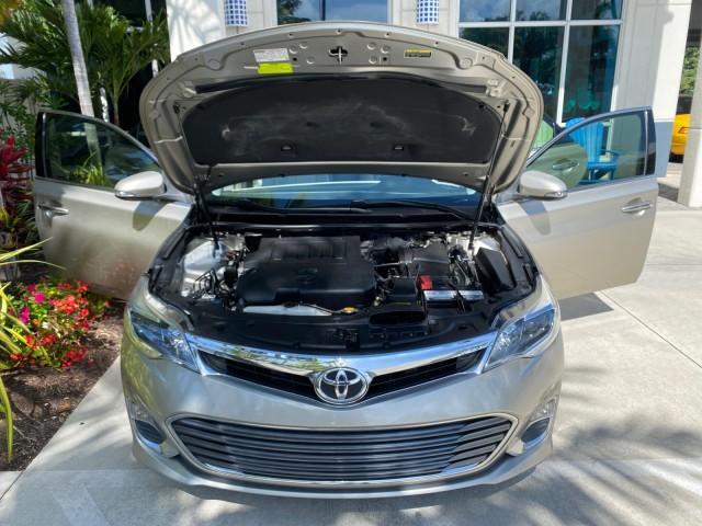 2013 Champagne Mica /Light Gray Toyota Avalon XLE Premium LOW MILES 56,196 (4T1BK1EB6DU) with an 3.5L DOHC EFI 24-Valve V6 Engine engine, Automatic transmission, located at 4701 North Dixie Hwy, Pompano Beach, FL, 33064, (954) 422-2889, 26.240938, -80.123474 - OUR WEBPAGE FLORIDACARS1.COM HAS OVER 100 PHOTOS AND FREE CARFAX LINK 2013 Toyota Avalon XLE Sedan 4 DR 3.5L V6 F DOHC 24V Gasoline 31 MPG Front Wheel Drive Features ABS Brakes Air Conditioning Alloy Wheels AM/FM Stereo Automatic Transmission Auxiliary Audio Input Bluetooth Technology CD Audio Cruis - Photo#17