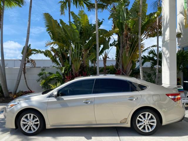 2013 Champagne Mica /Light Gray Toyota Avalon XLE Premium LOW MILES 56,196 (4T1BK1EB6DU) with an 3.5L DOHC EFI 24-Valve V6 Engine engine, Automatic transmission, located at 4701 North Dixie Hwy, Pompano Beach, FL, 33064, (954) 422-2889, 26.240938, -80.123474 - OUR WEBPAGE FLORIDACARS1.COM HAS OVER 100 PHOTOS AND FREE CARFAX LINK 2013 Toyota Avalon XLE Sedan 4 DR 3.5L V6 F DOHC 24V Gasoline 31 MPG Front Wheel Drive Features ABS Brakes Air Conditioning Alloy Wheels AM/FM Stereo Automatic Transmission Auxiliary Audio Input Bluetooth Technology CD Audio Cruis - Photo#31