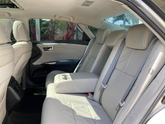 2013 Champagne Mica /Light Gray Toyota Avalon XLE Premium LOW MILES 56,196 (4T1BK1EB6DU) with an 3.5L DOHC EFI 24-Valve V6 Engine engine, Automatic transmission, located at 4701 North Dixie Hwy, Pompano Beach, FL, 33064, (954) 422-2889, 26.240938, -80.123474 - OUR WEBPAGE FLORIDACARS1.COM HAS OVER 100 PHOTOS AND FREE CARFAX LINK 2013 Toyota Avalon XLE Sedan 4 DR 3.5L V6 F DOHC 24V Gasoline 31 MPG Front Wheel Drive Features ABS Brakes Air Conditioning Alloy Wheels AM/FM Stereo Automatic Transmission Auxiliary Audio Input Bluetooth Technology CD Audio Cruis - Photo#78