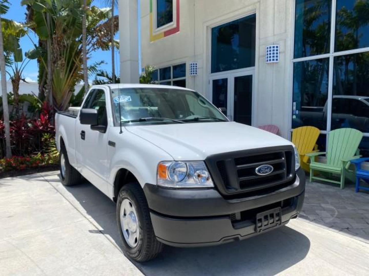 2005 Oxford White /Flint Ford F-150 PU STX LOW MILES 18,931 (1FTRF12215N) with an 4.2L EFI V6 Engine engine, Automatic transmission, located at 4701 North Dixie Hwy, Pompano Beach, FL, 33064, (954) 422-2889, 26.240938, -80.123474 - OUR WEBPAGE FLORIDACARS1.COM HAS OVER 100 PHOTOS AND FREE CARFAX LINK 2005 Ford F-150 STX Pickup 4.2L V6 F OHV Gasoline 20 MPG Rear Wheel Drive Features ABS Brakes Air Conditioning AM/FM Stereo Automatic Transmission Overhead Airbags Side Airbags Traction Control Vinyl Seats 2005 Ford F-150 STX Regu- Photo#1