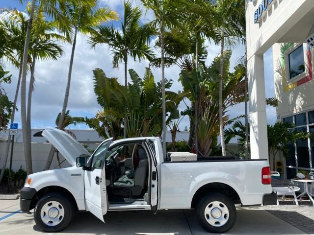 2005 Oxford White /Flint Ford F-150 PU STX LOW MILES 18,931 (1FTRF12215N) with an 4.2L EFI V6 Engine engine, Automatic transmission, located at 4701 North Dixie Hwy, Pompano Beach, FL, 33064, (954) 422-2889, 26.240938, -80.123474 - OUR WEBPAGE FLORIDACARS1.COM HAS OVER 100 PHOTOS AND FREE CARFAX LINK 2005 Ford F-150 STX Pickup 4.2L V6 F OHV Gasoline 20 MPG Rear Wheel Drive Features ABS Brakes Air Conditioning AM/FM Stereo Automatic Transmission Overhead Airbags Side Airbags Traction Control Vinyl Seats 2005 Ford F-150 STX Regu - Photo#8