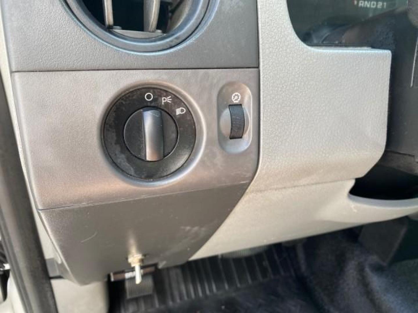 2005 Oxford White /Flint Ford F-150 PU STX LOW MILES 18,931 (1FTRF12215N) with an 4.2L EFI V6 Engine engine, Automatic transmission, located at 4701 North Dixie Hwy, Pompano Beach, FL, 33064, (954) 422-2889, 26.240938, -80.123474 - OUR WEBPAGE FLORIDACARS1.COM HAS OVER 100 PHOTOS AND FREE CARFAX LINK 2005 Ford F-150 STX Pickup 4.2L V6 F OHV Gasoline 20 MPG Rear Wheel Drive Features ABS Brakes Air Conditioning AM/FM Stereo Automatic Transmission Overhead Airbags Side Airbags Traction Control Vinyl Seats 2005 Ford F-150 STX Regu- Photo#52