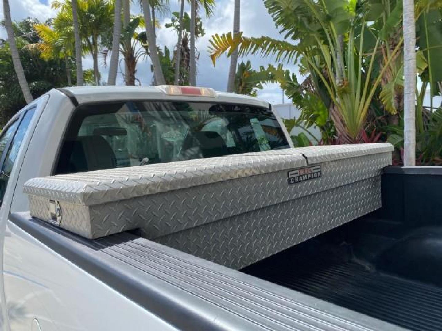 2005 Oxford White /Flint Ford F-150 PU STX LOW MILES 18,931 (1FTRF12215N) with an 4.2L EFI V6 Engine engine, Automatic transmission, located at 4701 North Dixie Hwy, Pompano Beach, FL, 33064, (954) 422-2889, 26.240938, -80.123474 - OUR WEBPAGE FLORIDACARS1.COM HAS OVER 100 PHOTOS AND FREE CARFAX LINK 2005 Ford F-150 STX Pickup 4.2L V6 F OHV Gasoline 20 MPG Rear Wheel Drive Features ABS Brakes Air Conditioning AM/FM Stereo Automatic Transmission Overhead Airbags Side Airbags Traction Control Vinyl Seats 2005 Ford F-150 STX Regu- Photo#74