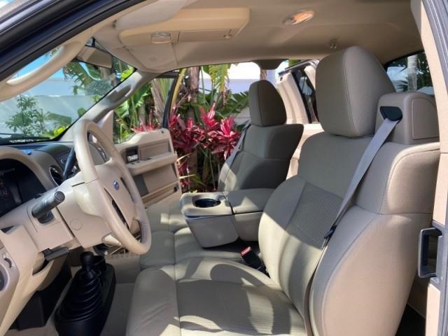 2008 Pueblo Gold Metallic /Tan Ford F-150 4WD Lariat 1 OWNER LOW MILES 83,919 (1FTPX14V58F) with an 5.4L 24-Valve EFI FFV V8 Engine engine, Automatic transmission, located at 4701 North Dixie Hwy, Pompano Beach, FL, 33064, (954) 422-2889, 26.240938, -80.123474 - OUR WEBPAGE FLORIDACARS1.COM HAS OVER 100 PHOTOS AND FREE CARFAX LINK 2008 Ford F-150 Lariat 1 OWNER 4 Door Extended Cab Pickup 5.4L V8 F SOHC Flex Fuel 17 MPG Rear Wheel Drive w/ 4X4 Features 4WD/AWD ABS Brakes Air Conditioning Alloy Wheels AM/FM Stereo Automatic Transmission Auxiliary Audio Input - Photo#10