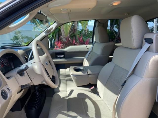 2008 Pueblo Gold Metallic /Tan Ford F-150 4WD Lariat 1 OWNER LOW MILES 83,919 (1FTPX14V58F) with an 5.4L 24-Valve EFI FFV V8 Engine engine, Automatic transmission, located at 4701 North Dixie Hwy, Pompano Beach, FL, 33064, (954) 422-2889, 26.240938, -80.123474 - OUR WEBPAGE FLORIDACARS1.COM HAS OVER 100 PHOTOS AND FREE CARFAX LINK 2008 Ford F-150 Lariat 1 OWNER 4 Door Extended Cab Pickup 5.4L V8 F SOHC Flex Fuel 17 MPG Rear Wheel Drive w/ 4X4 Features 4WD/AWD ABS Brakes Air Conditioning Alloy Wheels AM/FM Stereo Automatic Transmission Auxiliary Audio Input - Photo#45
