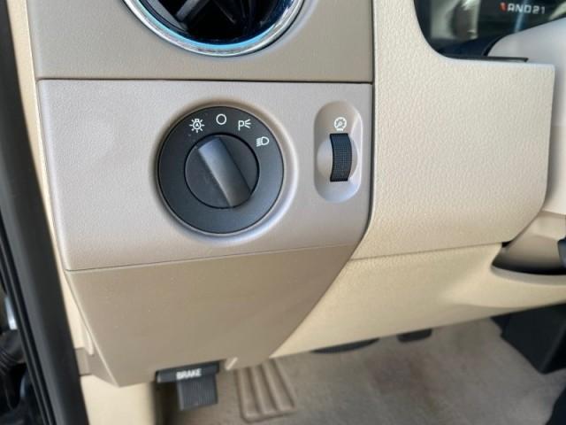 2008 Pueblo Gold Metallic /Tan Ford F-150 4WD Lariat 1 OWNER LOW MILES 83,919 (1FTPX14V58F) with an 5.4L 24-Valve EFI FFV V8 Engine engine, Automatic transmission, located at 4701 North Dixie Hwy, Pompano Beach, FL, 33064, (954) 422-2889, 26.240938, -80.123474 - OUR WEBPAGE FLORIDACARS1.COM HAS OVER 100 PHOTOS AND FREE CARFAX LINK 2008 Ford F-150 Lariat 1 OWNER 4 Door Extended Cab Pickup 5.4L V8 F SOHC Flex Fuel 17 MPG Rear Wheel Drive w/ 4X4 Features 4WD/AWD ABS Brakes Air Conditioning Alloy Wheels AM/FM Stereo Automatic Transmission Auxiliary Audio Input - Photo#54
