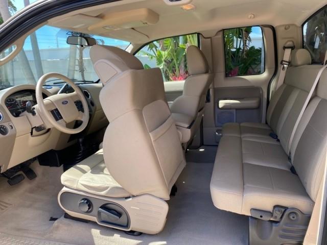 2008 Pueblo Gold Metallic /Tan Ford F-150 4WD Lariat 1 OWNER LOW MILES 83,919 (1FTPX14V58F) with an 5.4L 24-Valve EFI FFV V8 Engine engine, Automatic transmission, located at 4701 North Dixie Hwy, Pompano Beach, FL, 33064, (954) 422-2889, 26.240938, -80.123474 - OUR WEBPAGE FLORIDACARS1.COM HAS OVER 100 PHOTOS AND FREE CARFAX LINK 2008 Ford F-150 Lariat 1 OWNER 4 Door Extended Cab Pickup 5.4L V8 F SOHC Flex Fuel 17 MPG Rear Wheel Drive w/ 4X4 Features 4WD/AWD ABS Brakes Air Conditioning Alloy Wheels AM/FM Stereo Automatic Transmission Auxiliary Audio Input - Photo#81