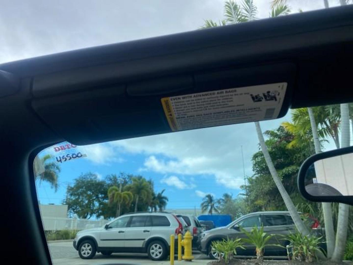 2007 Silver Graphite /Black Saturn Sky CONV LOW MILES 42,288 1 OWNER (1G8MB35B47Y) with an 2.4L DOHC VVT I4 Aluminum Ecotec Engine engine, Automatic transmission, located at 4701 North Dixie Hwy, Pompano Beach, FL, 33064, (954) 422-2889, 26.240938, -80.123474 - OUR WEBPAGE FLORIDACARS1.COM HAS OVER 100 PHOTOS AND FREE CARFAX LINK 2007 Saturn SKY 1 OWNER Convertible 2.4L I4 F DOHC Gasoline 28 MPG Rear Wheel Drive Features ABS Brakes Air Conditioning Alloy Wheels AM/FM Stereo Automatic Transmission Auxiliary Audio Input CD Audio Cruise Control Leather Seats - Photo#86