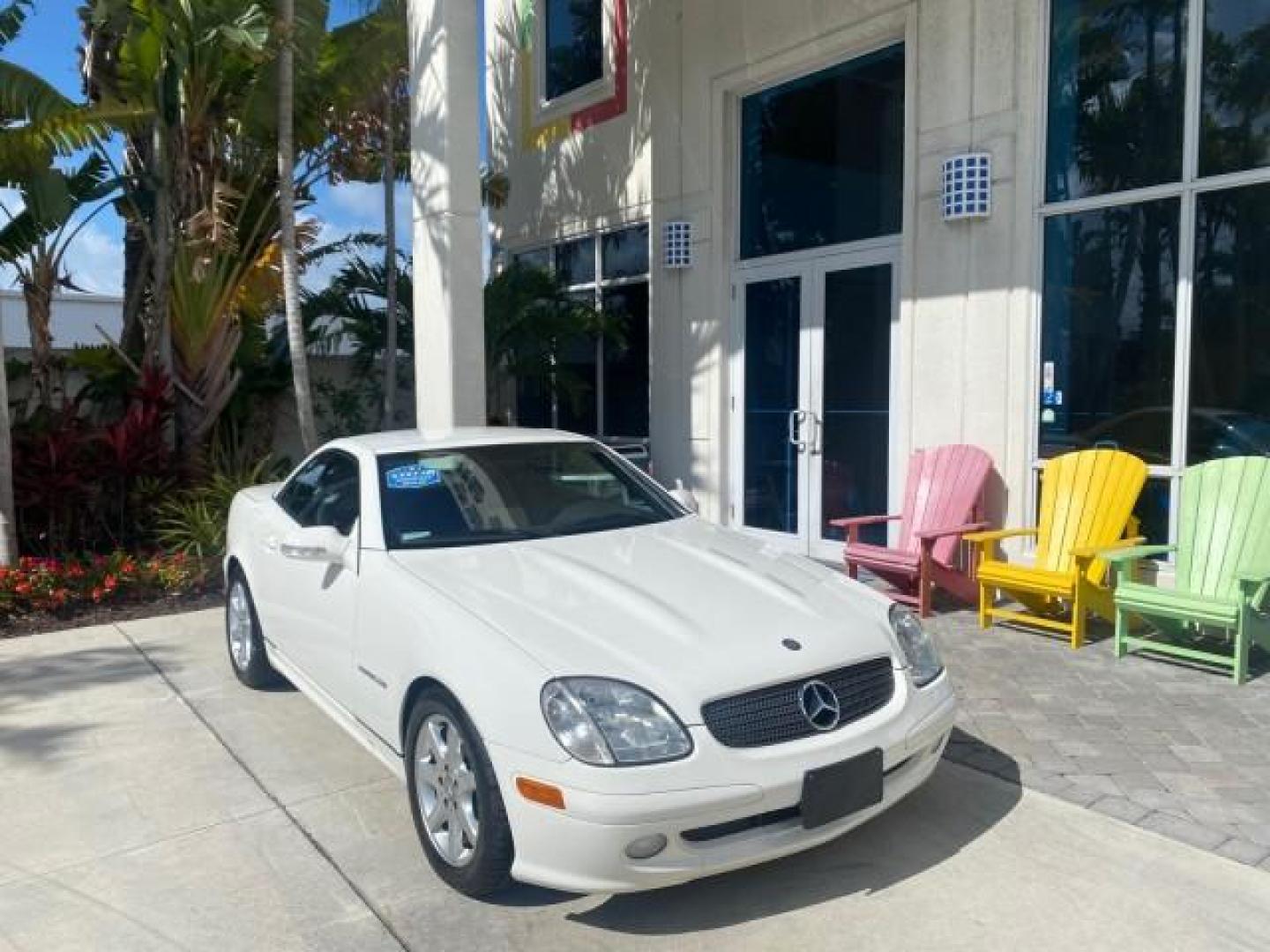 2002 Alabaster White /Charcoal/Beige Mercedes-Benz SLK-Class 2.3L SLK CONV LOW MILES 48,941 (WDBKK49F32F) with an 2.3L Supercharged And Intercooled DOHC SMPI 16-Valve In-Line 4-Cyl Engine engine, Automatic transmission, located at 4701 North Dixie Hwy, Pompano Beach, FL, 33064, (954) 422-2889, 26.240938, -80.123474 - OUR WEBPAGE FLORIDACARS1.COM HAS OVER 100 PHOTOS AND FREE CARFAX LINK 2002 Mercedes-Benz SLK 230 Kompressor Convertible 2.3L I4 F DOHC 16V Gasoline 30 MPG Rear Wheel Drive Features ABS Brakes Air Conditioning Alloy Wheels AM/FM Stereo Automatic Transmission BOSE Sound System Cassette Player Cruise C- Photo#1