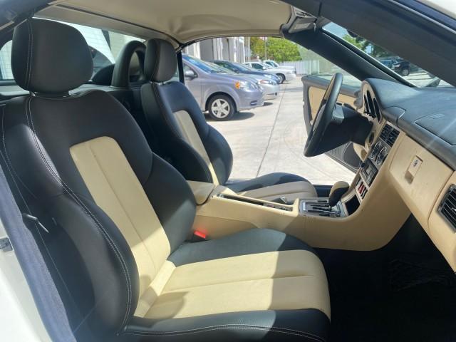 2002 Alabaster White /Charcoal/Beige Mercedes-Benz SLK-Class 2.3L SLK CONV LOW MILES 48,941 (WDBKK49F32F) with an 2.3L Supercharged And Intercooled DOHC SMPI 16-Valve In-Line 4-Cyl Engine engine, Automatic transmission, located at 4701 North Dixie Hwy, Pompano Beach, FL, 33064, (954) 422-2889, 26.240938, -80.123474 - OUR WEBPAGE FLORIDACARS1.COM HAS OVER 100 PHOTOS AND FREE CARFAX LINK 2002 Mercedes-Benz SLK 230 Kompressor Convertible 2.3L I4 F DOHC 16V Gasoline 30 MPG Rear Wheel Drive Features ABS Brakes Air Conditioning Alloy Wheels AM/FM Stereo Automatic Transmission BOSE Sound System Cassette Player Cruise C - Photo#12