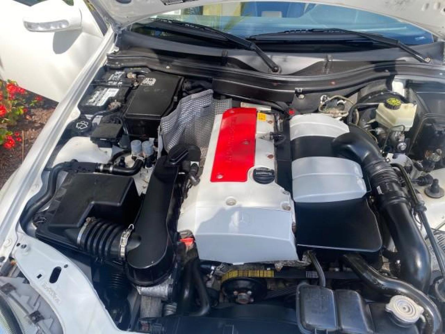 2002 Alabaster White /Charcoal/Beige Mercedes-Benz SLK-Class 2.3L SLK CONV LOW MILES 48,941 (WDBKK49F32F) with an 2.3L Supercharged And Intercooled DOHC SMPI 16-Valve In-Line 4-Cyl Engine engine, Automatic transmission, located at 4701 North Dixie Hwy, Pompano Beach, FL, 33064, (954) 422-2889, 26.240938, -80.123474 - OUR WEBPAGE FLORIDACARS1.COM HAS OVER 100 PHOTOS AND FREE CARFAX LINK 2002 Mercedes-Benz SLK 230 Kompressor Convertible 2.3L I4 F DOHC 16V Gasoline 30 MPG Rear Wheel Drive Features ABS Brakes Air Conditioning Alloy Wheels AM/FM Stereo Automatic Transmission BOSE Sound System Cassette Player Cruise C- Photo#24
