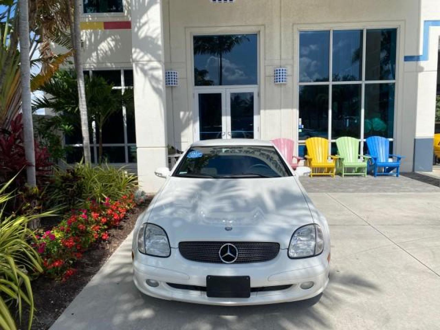 2002 Alabaster White /Charcoal/Beige Mercedes-Benz SLK-Class 2.3L SLK CONV LOW MILES 48,941 (WDBKK49F32F) with an 2.3L Supercharged And Intercooled DOHC SMPI 16-Valve In-Line 4-Cyl Engine engine, Automatic transmission, located at 4701 North Dixie Hwy, Pompano Beach, FL, 33064, (954) 422-2889, 26.240938, -80.123474 - OUR WEBPAGE FLORIDACARS1.COM HAS OVER 100 PHOTOS AND FREE CARFAX LINK 2002 Mercedes-Benz SLK 230 Kompressor Convertible 2.3L I4 F DOHC 16V Gasoline 30 MPG Rear Wheel Drive Features ABS Brakes Air Conditioning Alloy Wheels AM/FM Stereo Automatic Transmission BOSE Sound System Cassette Player Cruise C- Photo#26