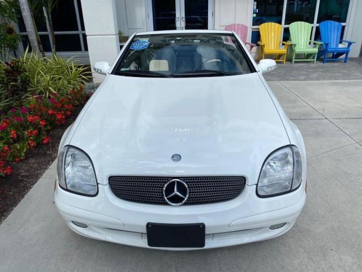 2002 Alabaster White /Charcoal/Beige Mercedes-Benz SLK-Class 2.3L SLK CONV LOW MILES 48,941 (WDBKK49F32F) with an 2.3L Supercharged And Intercooled DOHC SMPI 16-Valve In-Line 4-Cyl Engine engine, Automatic transmission, located at 4701 North Dixie Hwy, Pompano Beach, FL, 33064, (954) 422-2889, 26.240938, -80.123474 - OUR WEBPAGE FLORIDACARS1.COM HAS OVER 100 PHOTOS AND FREE CARFAX LINK 2002 Mercedes-Benz SLK 230 Kompressor Convertible 2.3L I4 F DOHC 16V Gasoline 30 MPG Rear Wheel Drive Features ABS Brakes Air Conditioning Alloy Wheels AM/FM Stereo Automatic Transmission BOSE Sound System Cassette Player Cruise C- Photo#29