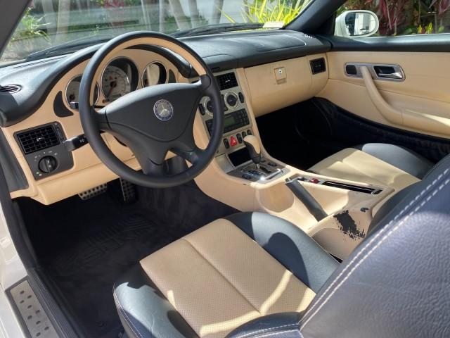 2002 Alabaster White /Charcoal/Beige Mercedes-Benz SLK-Class 2.3L SLK CONV LOW MILES 48,941 (WDBKK49F32F) with an 2.3L Supercharged And Intercooled DOHC SMPI 16-Valve In-Line 4-Cyl Engine engine, Automatic transmission, located at 4701 North Dixie Hwy, Pompano Beach, FL, 33064, (954) 422-2889, 26.240938, -80.123474 - OUR WEBPAGE FLORIDACARS1.COM HAS OVER 100 PHOTOS AND FREE CARFAX LINK 2002 Mercedes-Benz SLK 230 Kompressor Convertible 2.3L I4 F DOHC 16V Gasoline 30 MPG Rear Wheel Drive Features ABS Brakes Air Conditioning Alloy Wheels AM/FM Stereo Automatic Transmission BOSE Sound System Cassette Player Cruise C - Photo#67