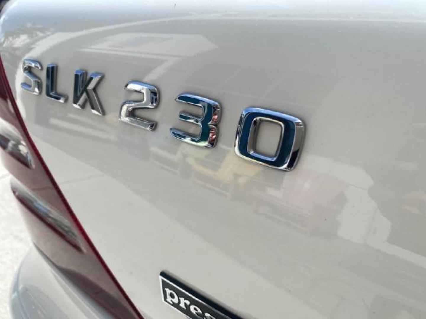 2002 Alabaster White /Charcoal/Beige Mercedes-Benz SLK-Class 2.3L SLK CONV LOW MILES 48,941 (WDBKK49F32F) with an 2.3L Supercharged And Intercooled DOHC SMPI 16-Valve In-Line 4-Cyl Engine engine, Automatic transmission, located at 4701 North Dixie Hwy, Pompano Beach, FL, 33064, (954) 422-2889, 26.240938, -80.123474 - OUR WEBPAGE FLORIDACARS1.COM HAS OVER 100 PHOTOS AND FREE CARFAX LINK 2002 Mercedes-Benz SLK 230 Kompressor Convertible 2.3L I4 F DOHC 16V Gasoline 30 MPG Rear Wheel Drive Features ABS Brakes Air Conditioning Alloy Wheels AM/FM Stereo Automatic Transmission BOSE Sound System Cassette Player Cruise C- Photo#93