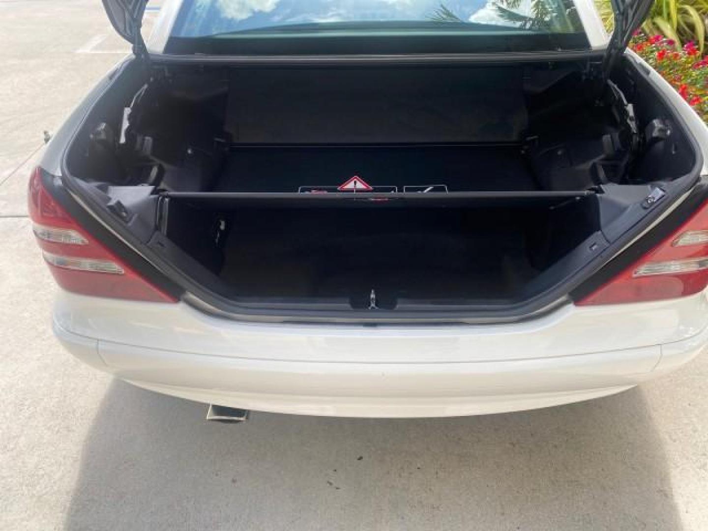 2002 Alabaster White /Charcoal/Beige Mercedes-Benz SLK-Class 2.3L SLK CONV LOW MILES 48,941 (WDBKK49F32F) with an 2.3L Supercharged And Intercooled DOHC SMPI 16-Valve In-Line 4-Cyl Engine engine, Automatic transmission, located at 4701 North Dixie Hwy, Pompano Beach, FL, 33064, (954) 422-2889, 26.240938, -80.123474 - OUR WEBPAGE FLORIDACARS1.COM HAS OVER 100 PHOTOS AND FREE CARFAX LINK 2002 Mercedes-Benz SLK 230 Kompressor Convertible 2.3L I4 F DOHC 16V Gasoline 30 MPG Rear Wheel Drive Features ABS Brakes Air Conditioning Alloy Wheels AM/FM Stereo Automatic Transmission BOSE Sound System Cassette Player Cruise C- Photo#98