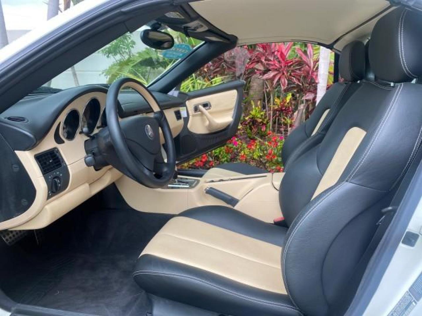 2002 Alabaster White /Charcoal/Beige Mercedes-Benz SLK-Class 2.3L SLK CONV LOW MILES 48,941 (WDBKK49F32F) with an 2.3L Supercharged And Intercooled DOHC SMPI 16-Valve In-Line 4-Cyl Engine engine, Automatic transmission, located at 4701 North Dixie Hwy, Pompano Beach, FL, 33064, (954) 422-2889, 26.240938, -80.123474 - OUR WEBPAGE FLORIDACARS1.COM HAS OVER 100 PHOTOS AND FREE CARFAX LINK 2002 Mercedes-Benz SLK 230 Kompressor Convertible 2.3L I4 F DOHC 16V Gasoline 30 MPG Rear Wheel Drive Features ABS Brakes Air Conditioning Alloy Wheels AM/FM Stereo Automatic Transmission BOSE Sound System Cassette Player Cruise C- Photo#10