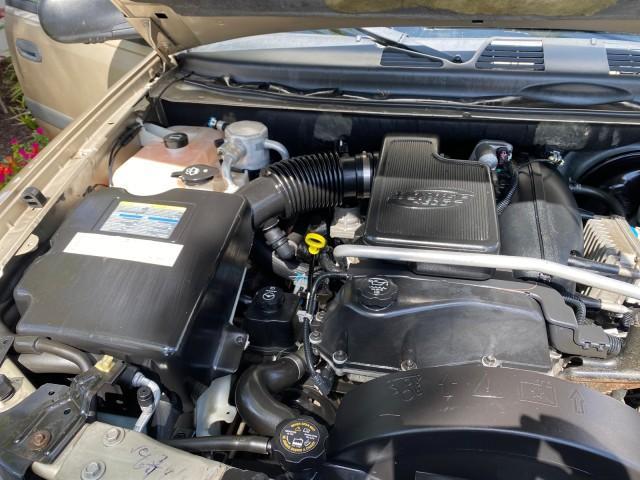 2005 Sandstone Metallic /Light Cashmere/Ebony Chevrolet TrailBlazer 4WD LS 1 OWNER LOW MILES 75,632 (1GNDT13S452) with an 4.2L Vortec 4200 SFI I6 Engine engine, Automatic transmission, located at 4701 North Dixie Hwy, Pompano Beach, FL, 33064, (954) 422-2889, 26.240938, -80.123474 - OUR WEBPAGE FLORIDACARS1.COM HAS OVER 100 PHOTOS AND FREE CARFAX LINK 2005 Chevrolet Trailblazer LS 1 OWNER 4 Door Wagon/Sport Utility 4.2L I6 F Gasoline 20 MPG Wheel Drive w/ 4X4 Features 4WD/AWD ABS Brakes Air Conditioning Alloy Wheels AM/FM Stereo Automatic Transmission CD Audio Cloth Seats Conve - Photo#24