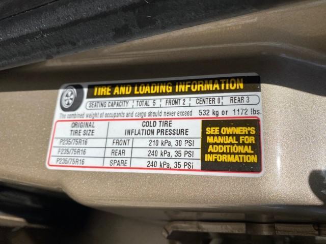 2005 Sandstone Metallic /Light Cashmere/Ebony Chevrolet TrailBlazer 4WD LS 1 OWNER LOW MILES 75,632 (1GNDT13S452) with an 4.2L Vortec 4200 SFI I6 Engine engine, Automatic transmission, located at 4701 North Dixie Hwy, Pompano Beach, FL, 33064, (954) 422-2889, 26.240938, -80.123474 - OUR WEBPAGE FLORIDACARS1.COM HAS OVER 100 PHOTOS AND FREE CARFAX LINK 2005 Chevrolet Trailblazer LS 1 OWNER 4 Door Wagon/Sport Utility 4.2L I6 F Gasoline 20 MPG Wheel Drive w/ 4X4 Features 4WD/AWD ABS Brakes Air Conditioning Alloy Wheels AM/FM Stereo Automatic Transmission CD Audio Cloth Seats Conve - Photo#70