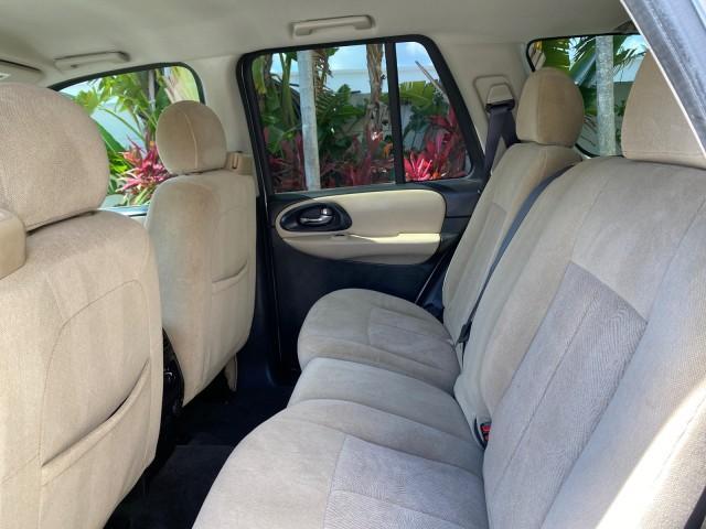 2005 Sandstone Metallic /Light Cashmere/Ebony Chevrolet TrailBlazer 4WD LS 1 OWNER LOW MILES 75,632 (1GNDT13S452) with an 4.2L Vortec 4200 SFI I6 Engine engine, Automatic transmission, located at 4701 North Dixie Hwy, Pompano Beach, FL, 33064, (954) 422-2889, 26.240938, -80.123474 - OUR WEBPAGE FLORIDACARS1.COM HAS OVER 100 PHOTOS AND FREE CARFAX LINK 2005 Chevrolet Trailblazer LS 1 OWNER 4 Door Wagon/Sport Utility 4.2L I6 F Gasoline 20 MPG Wheel Drive w/ 4X4 Features 4WD/AWD ABS Brakes Air Conditioning Alloy Wheels AM/FM Stereo Automatic Transmission CD Audio Cloth Seats Conve - Photo#76