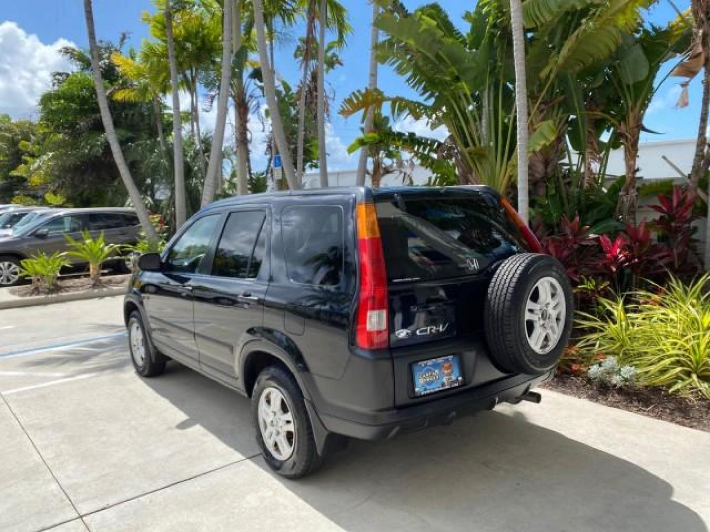 2004 Nighthawk Black Pearl /Black Honda CR-V 4WD EX LOW MILES 61,201 1 OWNER (SHSRD78874U) with an 2.4L DOHC PGM-FI 16-Valve i-VTEC I4 Engine engine, Automatic transmission, located at 4701 North Dixie Hwy, Pompano Beach, FL, 33064, (954) 422-2889, 26.240938, -80.123474 - OUR WEBPAGE FLORIDACARS1.COM HAS OVER 100 PHOTOS AND FREE CARFAX LINK 2004 Honda CR-V EX 1 OWNER 4 Door Wagon/Sport Utility 2.4L I4 F DOHC Gasoline 26 MPG All Wheel Drive Features Air Conditioning Alloy Wheels Cloth Seats Cruise Control Power Locks Power Mirrors Power Windows Sunroof(s) 2004 Honda C - Photo#32