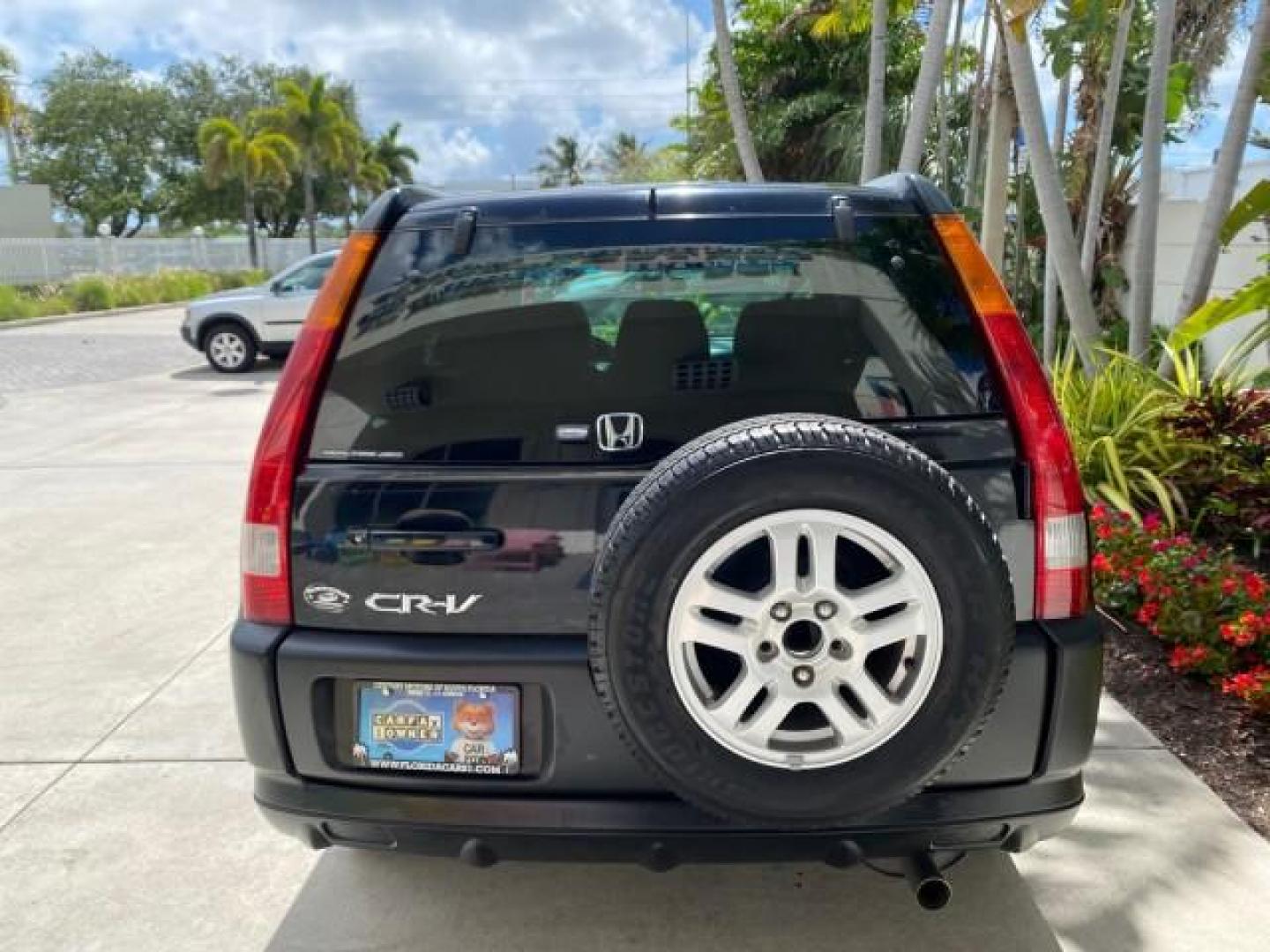 2004 Nighthawk Black Pearl /Black Honda CR-V 4WD EX LOW MILES 61,201 1 OWNER (SHSRD78874U) with an 2.4L DOHC PGM-FI 16-Valve i-VTEC I4 Engine engine, Automatic transmission, located at 4701 North Dixie Hwy, Pompano Beach, FL, 33064, (954) 422-2889, 26.240938, -80.123474 - OUR WEBPAGE FLORIDACARS1.COM HAS OVER 100 PHOTOS AND FREE CARFAX LINK 2004 Honda CR-V EX 1 OWNER 4 Door Wagon/Sport Utility 2.4L I4 F DOHC Gasoline 26 MPG All Wheel Drive Features Air Conditioning Alloy Wheels Cloth Seats Cruise Control Power Locks Power Mirrors Power Windows Sunroof(s) 2004 Honda C - Photo#35