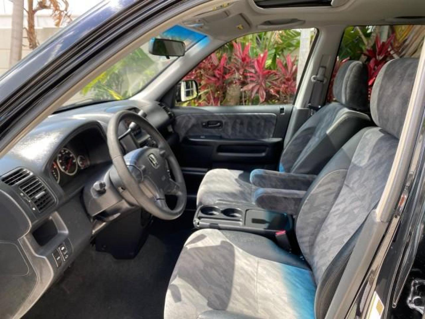 2004 Nighthawk Black Pearl /Black Honda CR-V 4WD EX LOW MILES 61,201 1 OWNER (SHSRD78874U) with an 2.4L DOHC PGM-FI 16-Valve i-VTEC I4 Engine engine, Automatic transmission, located at 4701 North Dixie Hwy, Pompano Beach, FL, 33064, (954) 422-2889, 26.240938, -80.123474 - OUR WEBPAGE FLORIDACARS1.COM HAS OVER 100 PHOTOS AND FREE CARFAX LINK 2004 Honda CR-V EX 1 OWNER 4 Door Wagon/Sport Utility 2.4L I4 F DOHC Gasoline 26 MPG All Wheel Drive Features Air Conditioning Alloy Wheels Cloth Seats Cruise Control Power Locks Power Mirrors Power Windows Sunroof(s) 2004 Honda C - Photo#41