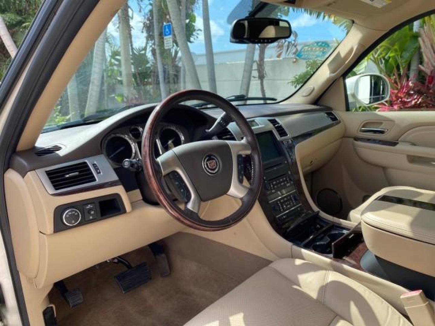 2010 White Diamond Tricoat /Cashmere/Cocoa Cadillac Escalade SUNROOF NAV Premium LOW MILES 66,933 (1GYUCCEF3AR) with an 6.2L Vortec 1000 V8 SFI E85 Engine engine, Automatic transmission, located at 4701 North Dixie Hwy, Pompano Beach, FL, 33064, (954) 422-2889, 26.240938, -80.123474 - OUR WEBPAGE FLORIDACARS1.COM HAS OVER 100 PHOTOS AND FREE CARFAX LINK 2010 Cadillac Escalade Premium 4 Door Wagon/Sport Utility 6.2L V8 F OHV 16V Flex Fuel 20 MPG Rear Wheel Drive Features A/C Seat(s) ABS Brakes Air Conditioning Alloy Wheels AM/FM Stereo Automatic Transmission Auxiliary Audio Input- Photo#51